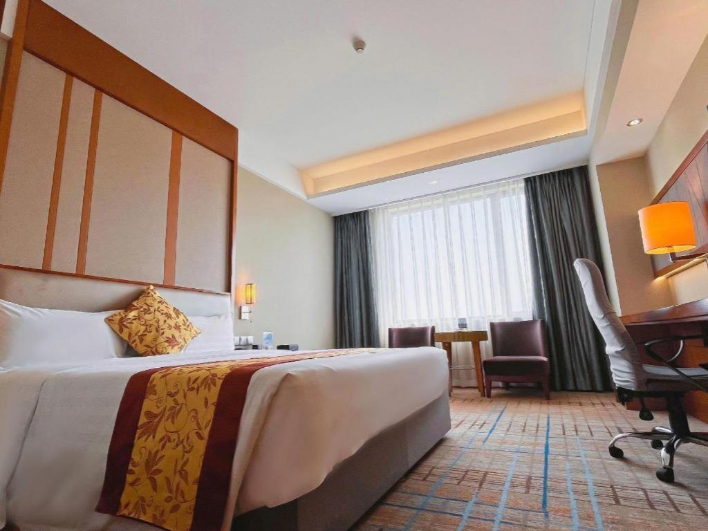 Shenyang Rayfont International Hotel Exterior foto
